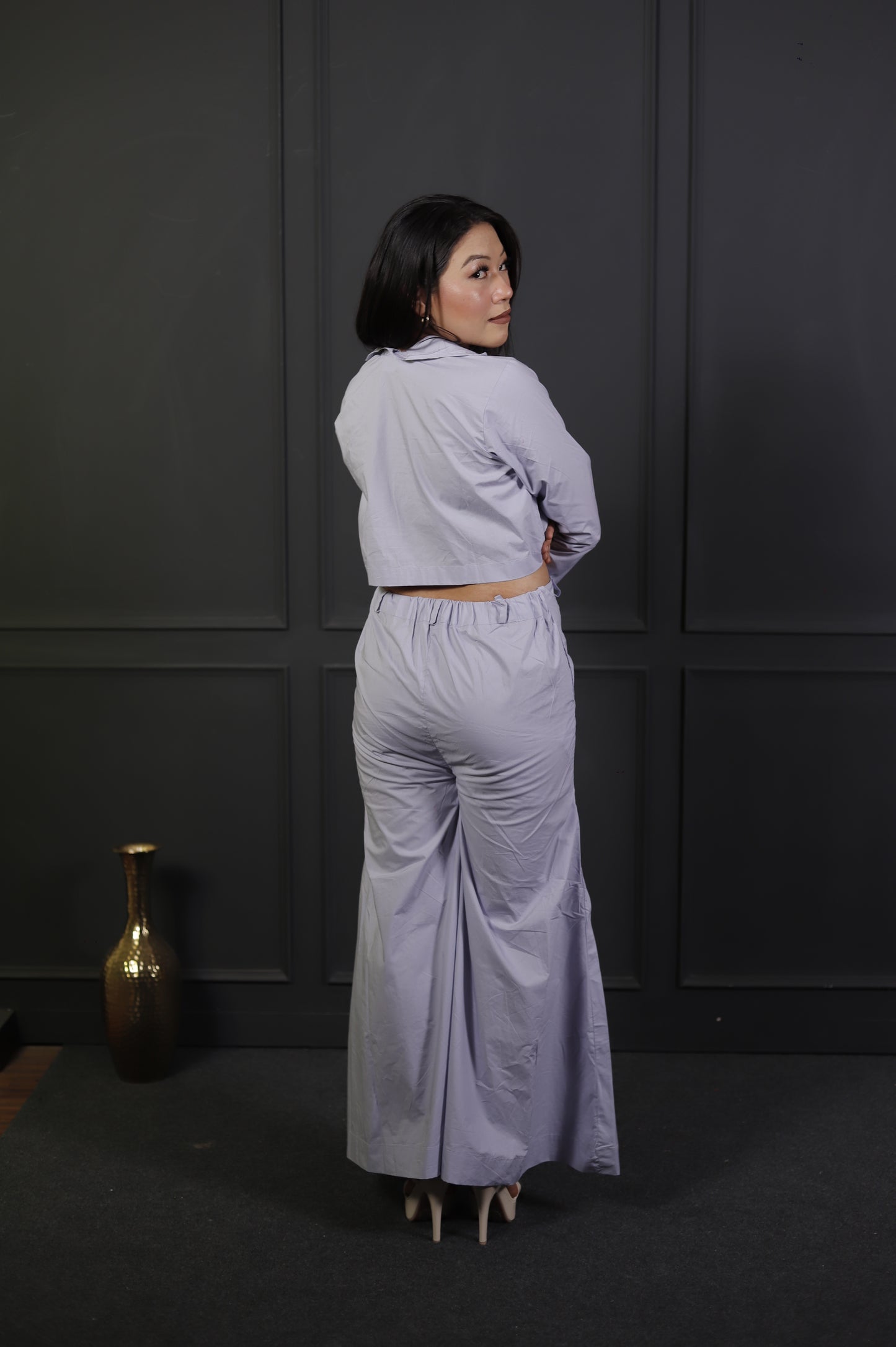 Lavender Buttoned Crop Jacket & Front-Slit Wide-Leg Pants Co-ord Set – Statement Women’s Wear