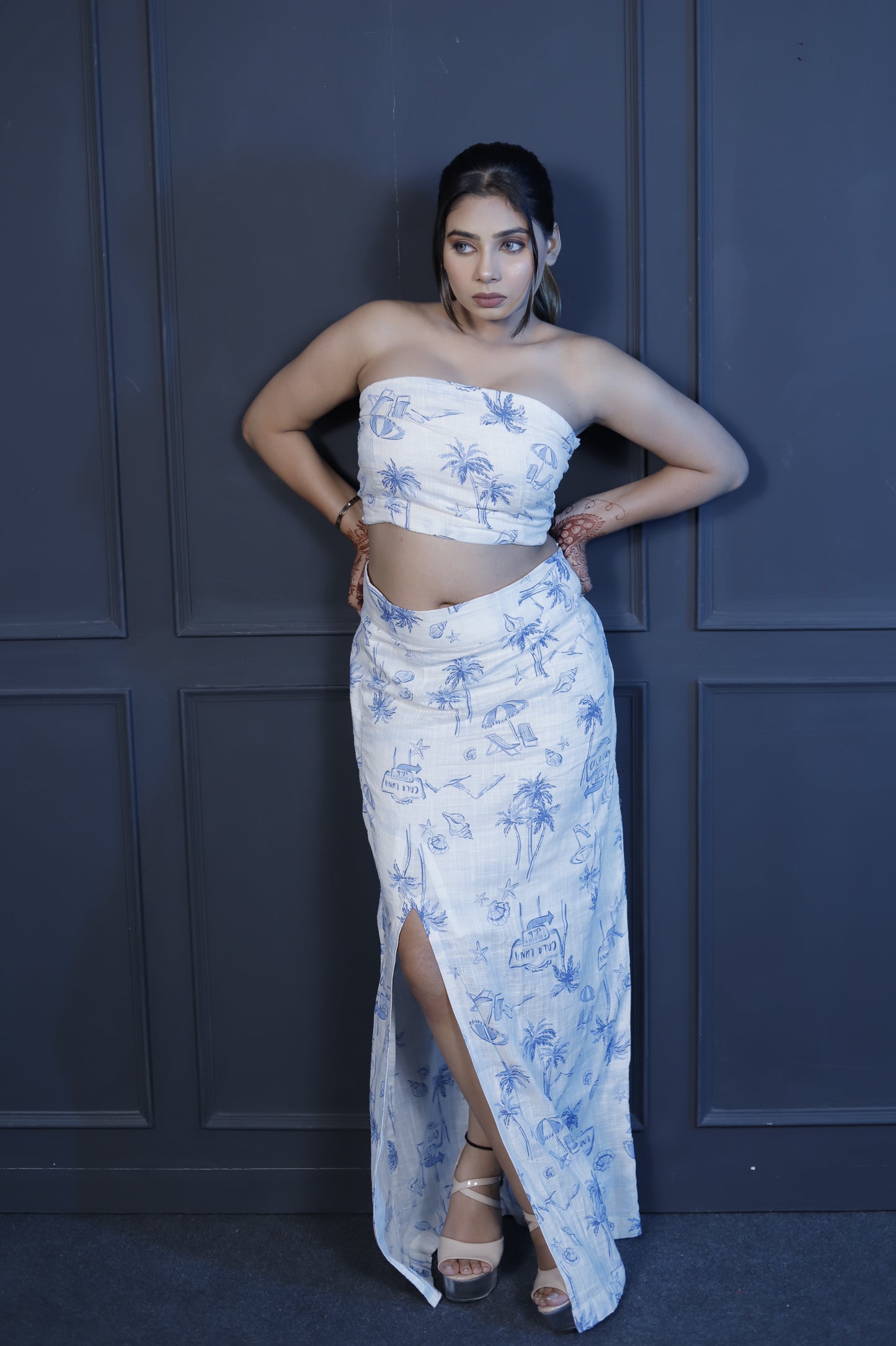 White & Blue Tropical Print Co-Ord Set – Bandeau Crop Top with High-Slit Skirt for Women