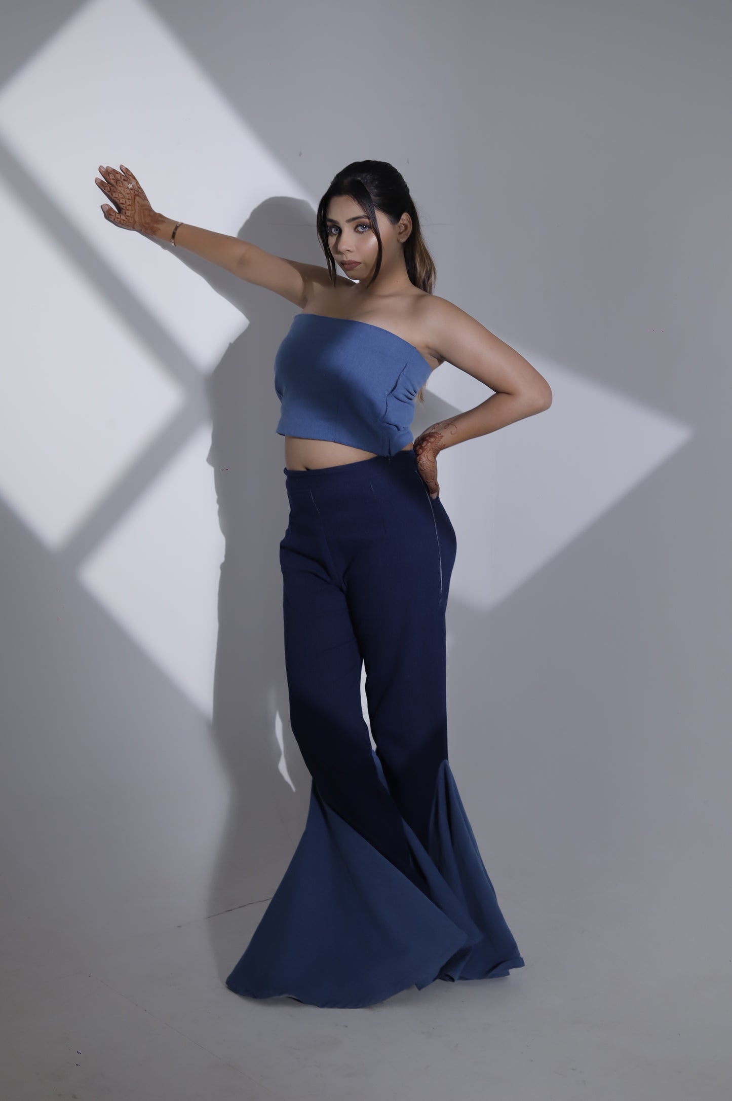 Blue Tube Top & Flared Pants Co-ord Set – Chic Party & Evening Wear for Women