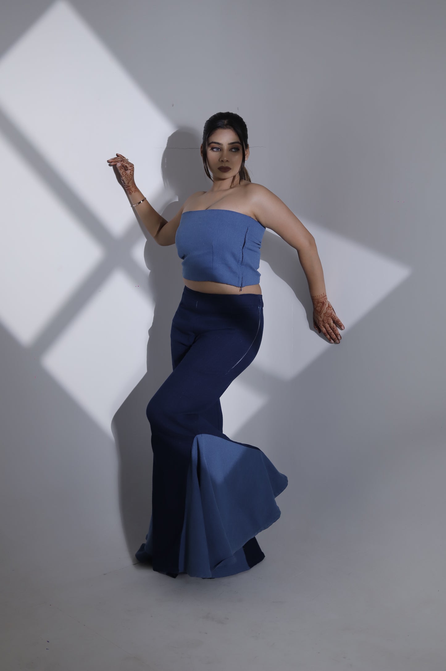 Blue Tube Top & Flared Pants Co-ord Set – Chic Party & Evening Wear for Women
