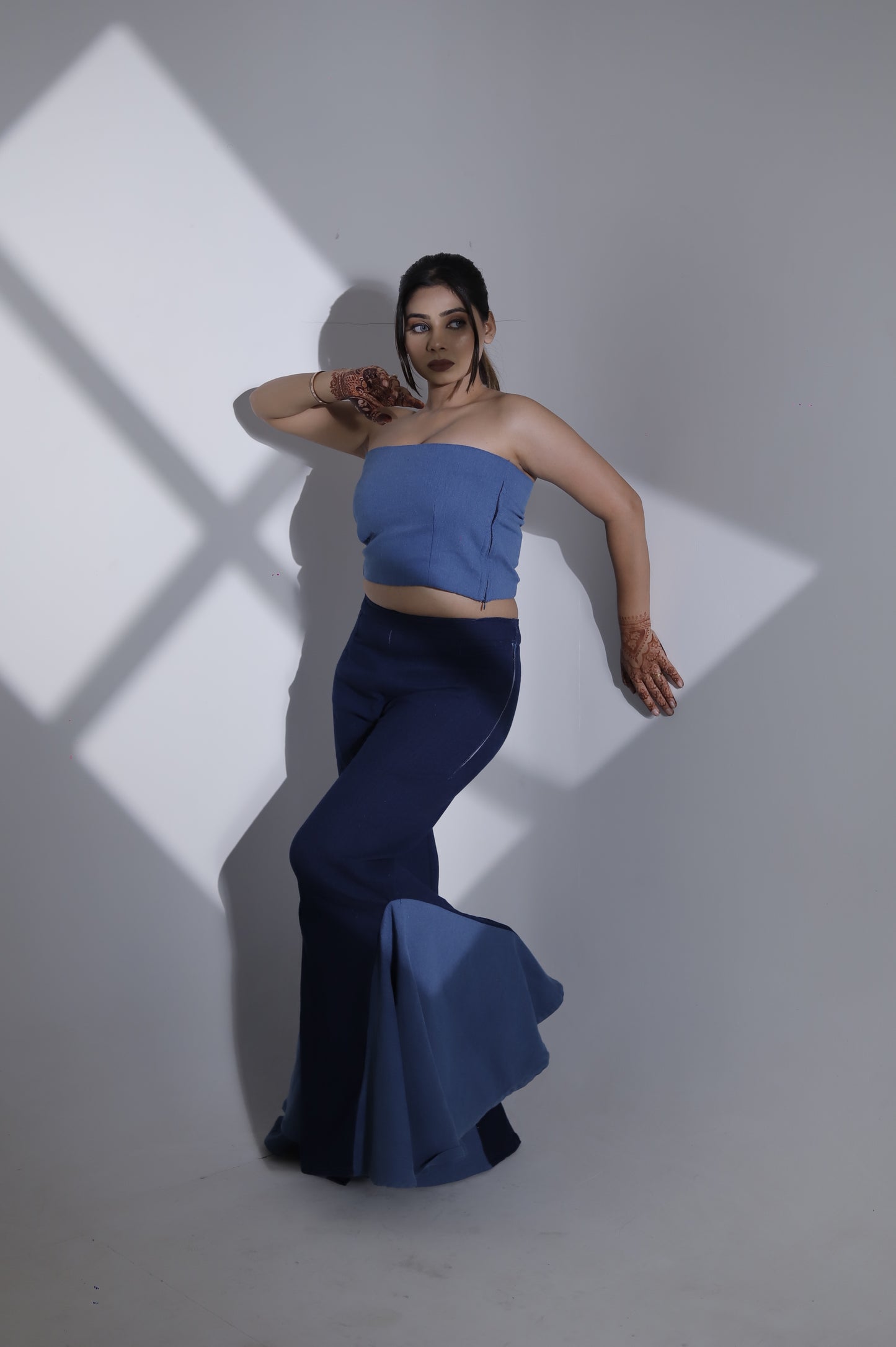 Blue Tube Top & Flared Pants Co-ord Set – Chic Party & Evening Wear for Women