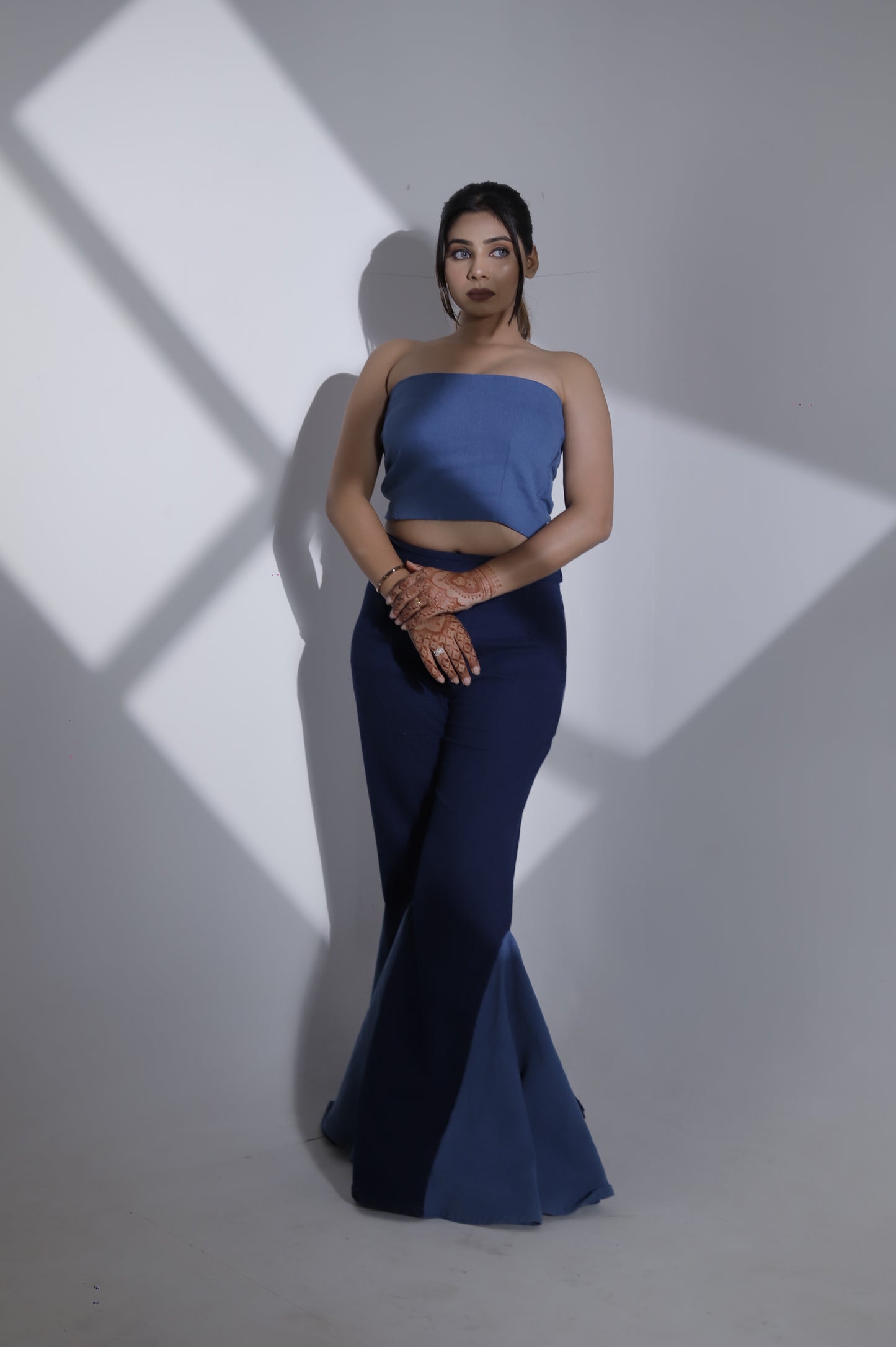 Blue Tube Top & Flared Pants Co-ord Set – Chic Party & Evening Wear for Women